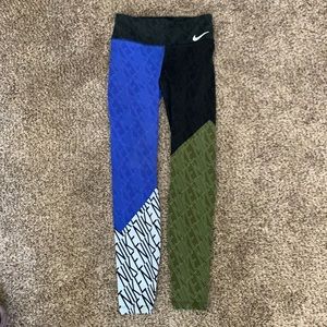Nike leggings